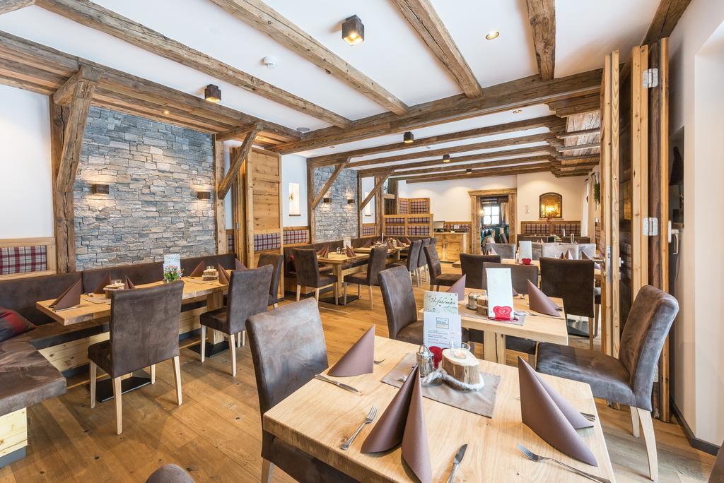 Pension Restaurant Dorfalm Leogang Exterior photo
